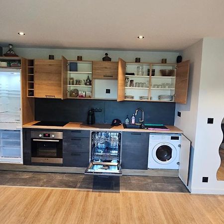 Charmant Appartement Tout Equipe Seilh Eksteriør bilde